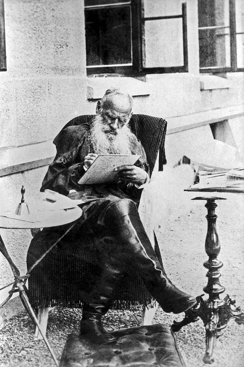 Лев Толстой