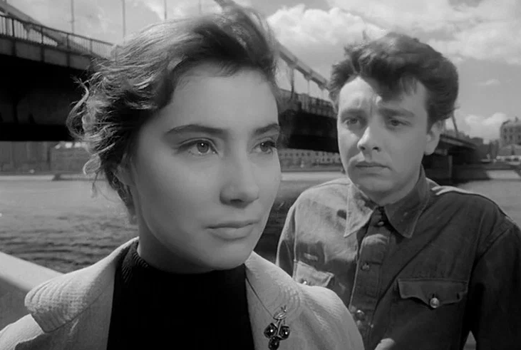 Константин Кадочников и Татьяна Самойлова в фильме "Летят журавли". Фото: Pinterest