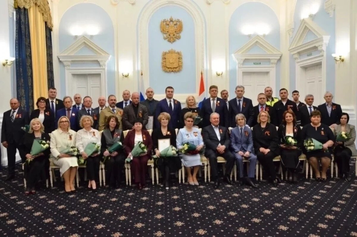    В Омске экс-губернатору Полежаеву вручили орден Александра Невского