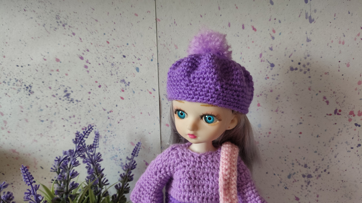 фото автора - берет для куклы