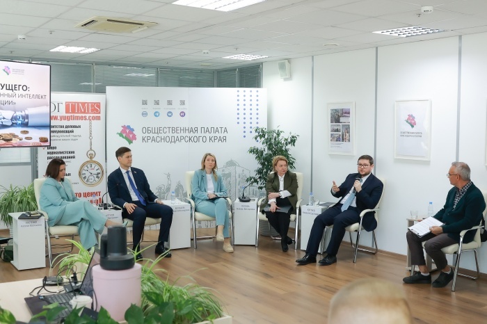    Иван Семенец