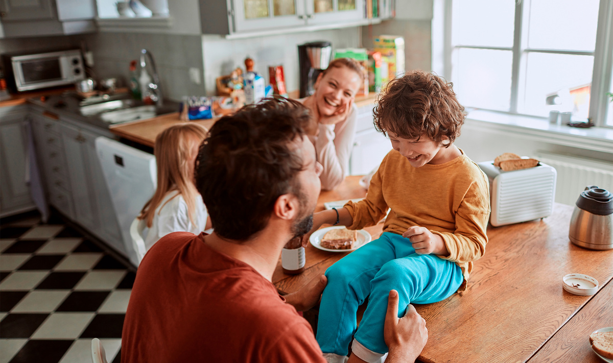 Апартаменты больше напоминают дом, а значит, есть шансы, что в более привычной обстановке дети будут меньше капризничать.Фото: Geber86 / Shutterstock.com