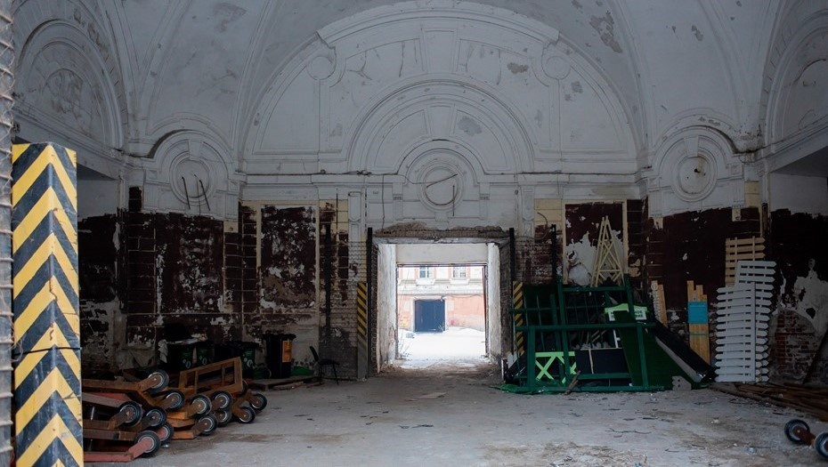    Заброшенное Конюшенное ведомство. Автор фото: Архив "ДП"