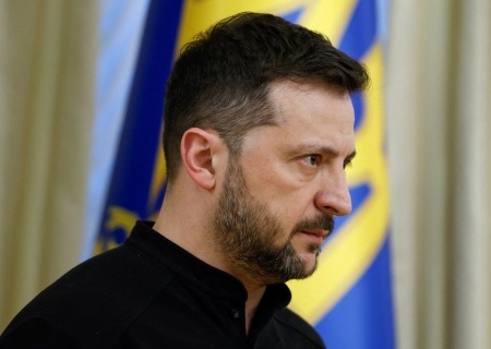    Зеленский потребовал незамедлительного, полного и безусловного перемирия