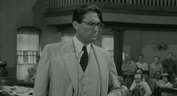 Кадры из фильма "Убить пересмешника" (1962).