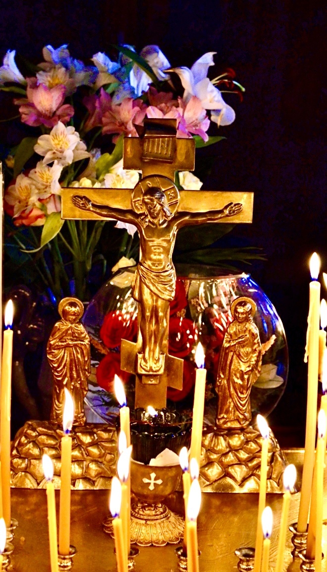 В качестве иллюстрации фото кануна с сайта храма Св. Ермогена в Москве