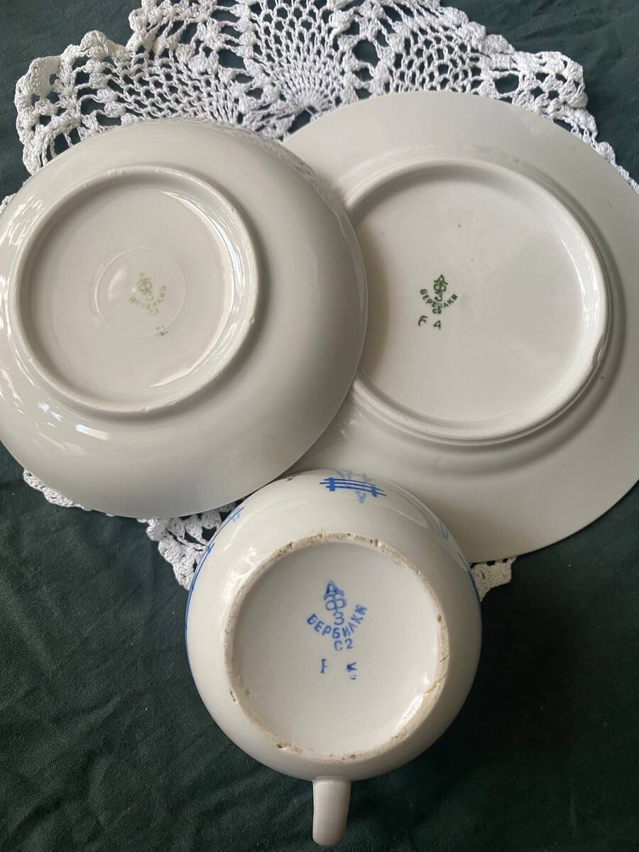 Такие клейма ставились на фарфоре из Вербилок с 1954 по 1970 год