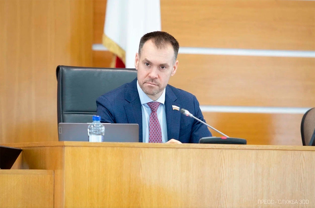 Представитель власти подчеркнул, что пока процесс тормозят законодательные ограничения.  Фото: Фото: пресс-служба Законодательного Собрания Вологодской области