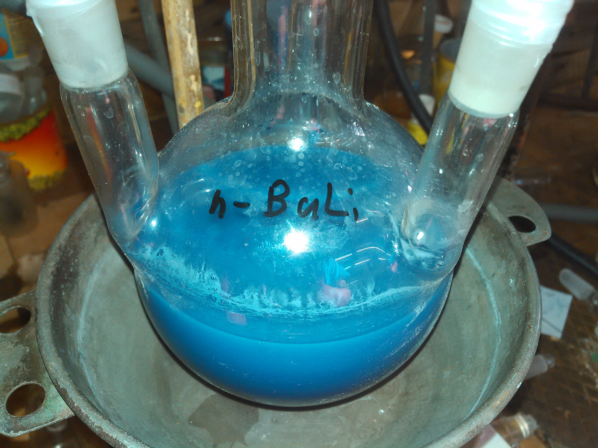 Синтез бутиллития из 1-бромбутана. Реакционная смесь.