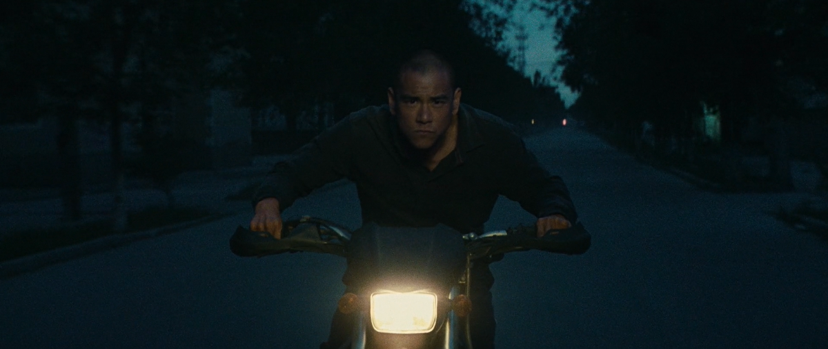 Кадр из фильма «Черный пес»