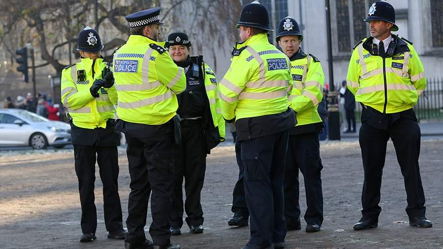 Фото британских полицейских инспекторов
