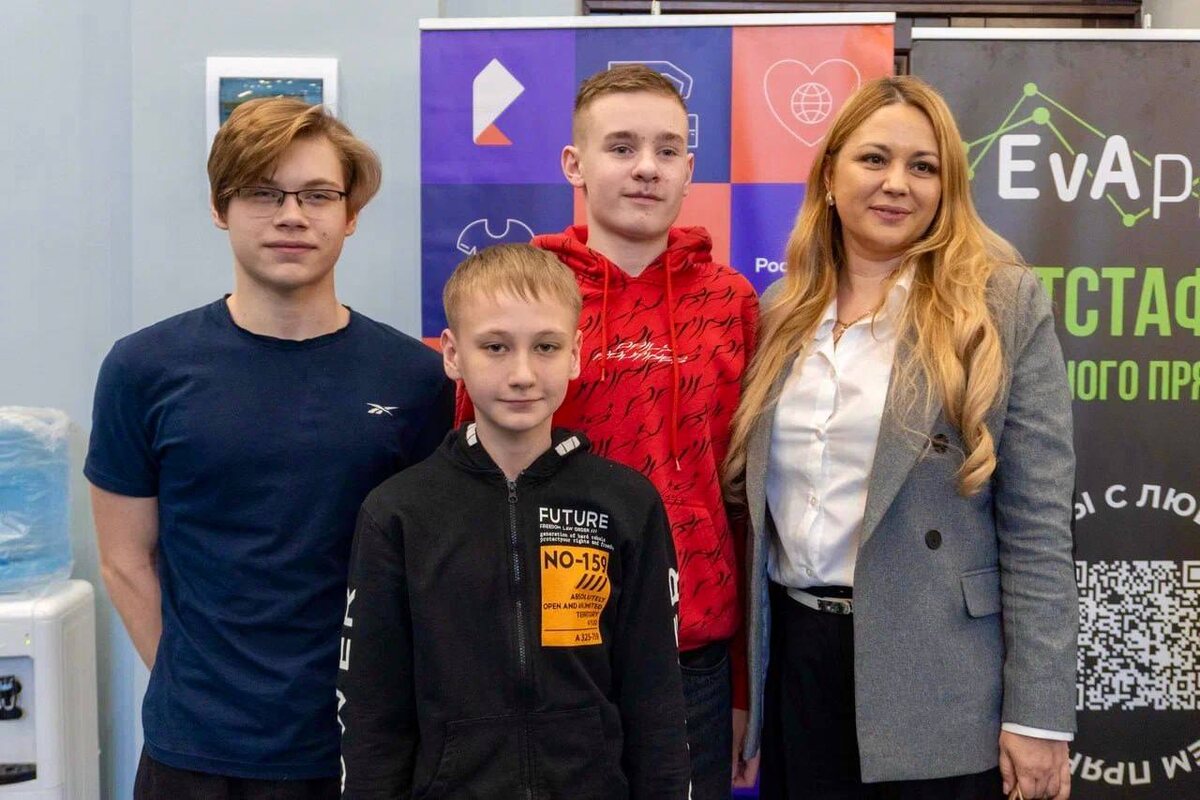 29 марта в ТулГУ прошёл чемпионат по спортивному программированию, в котором приняли участие 33 команды. Большинство — студенты. Но среди них — две команды от Академии Рубикон. Наши ребята — школьники. И они вышли на одну арену с теми, кто давно учится в вузе.