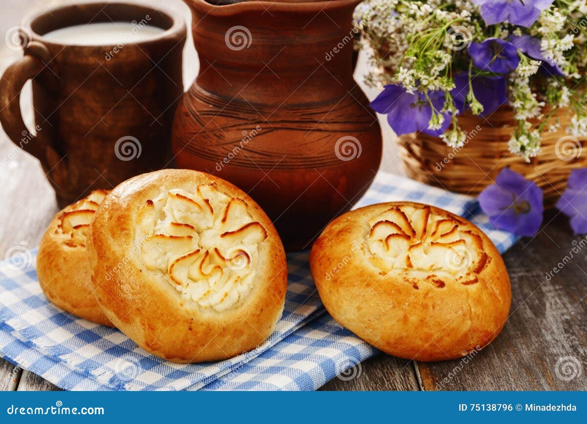    Сибирские ватрушки с черемухой покоряют TikTok