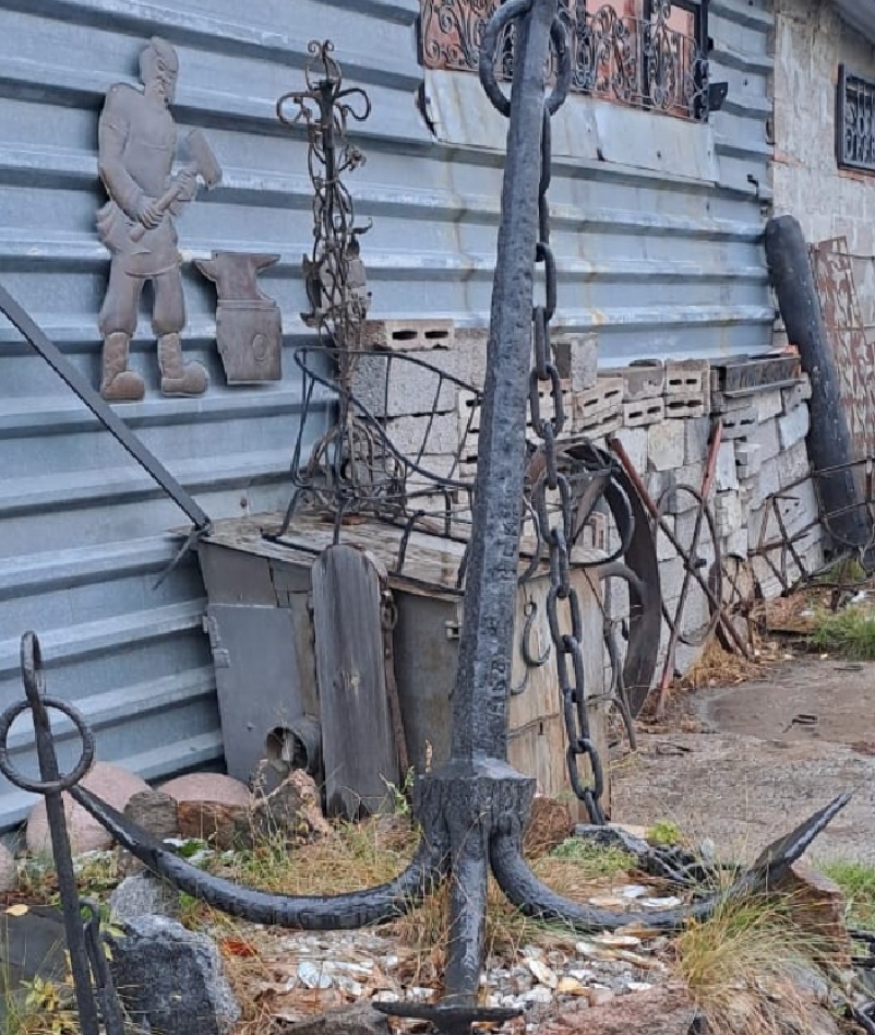 Листаем фото.