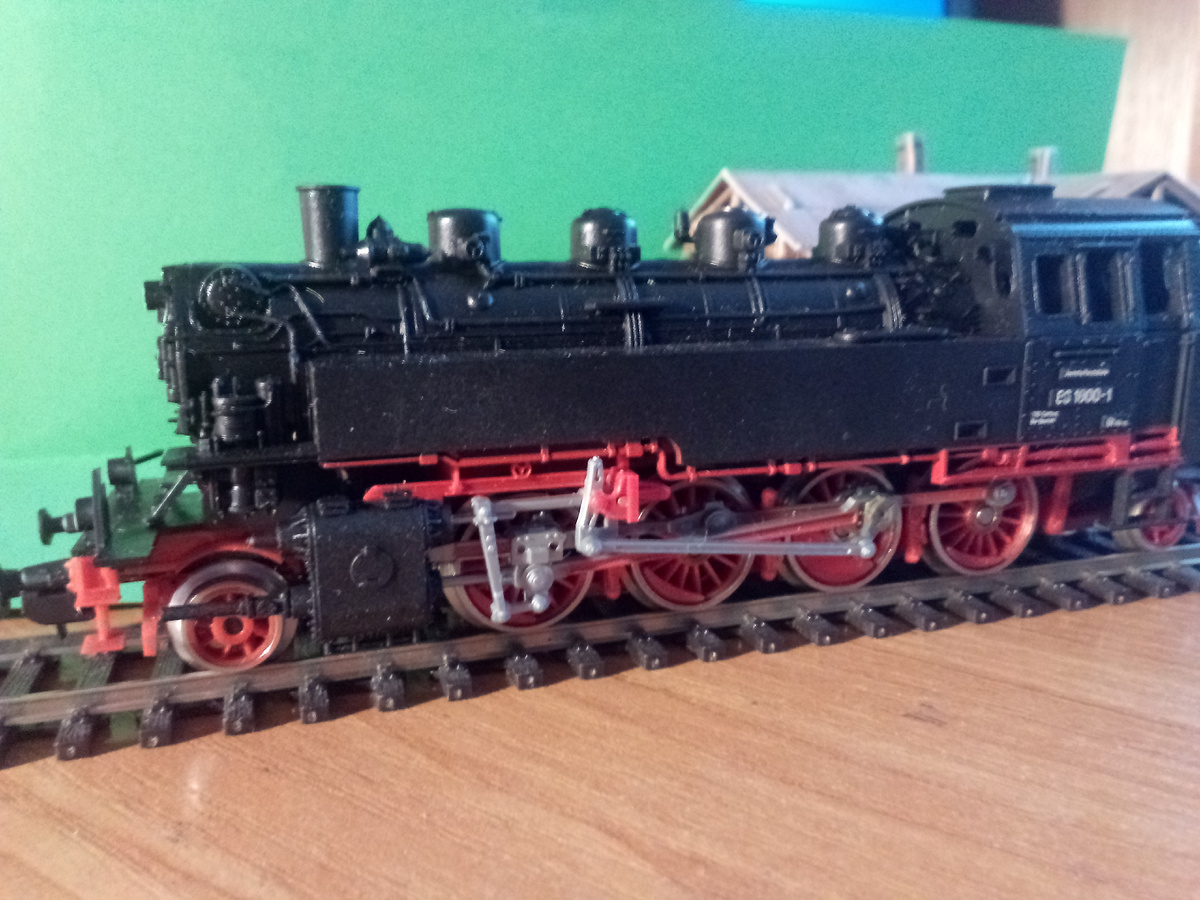 Общий вид модели паровоза BR 86 1800 Piko.