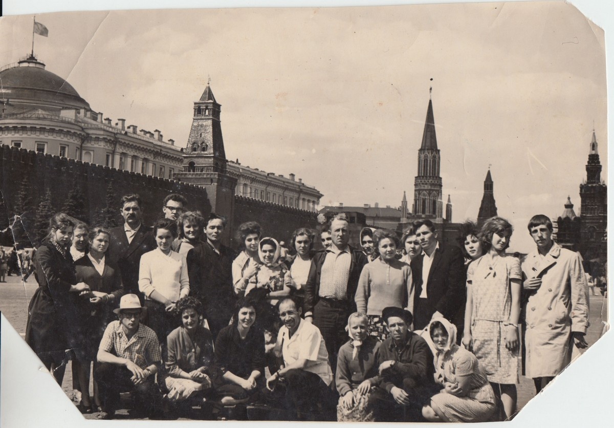 Перед поездкой в Чечню, Москва, 1963 год