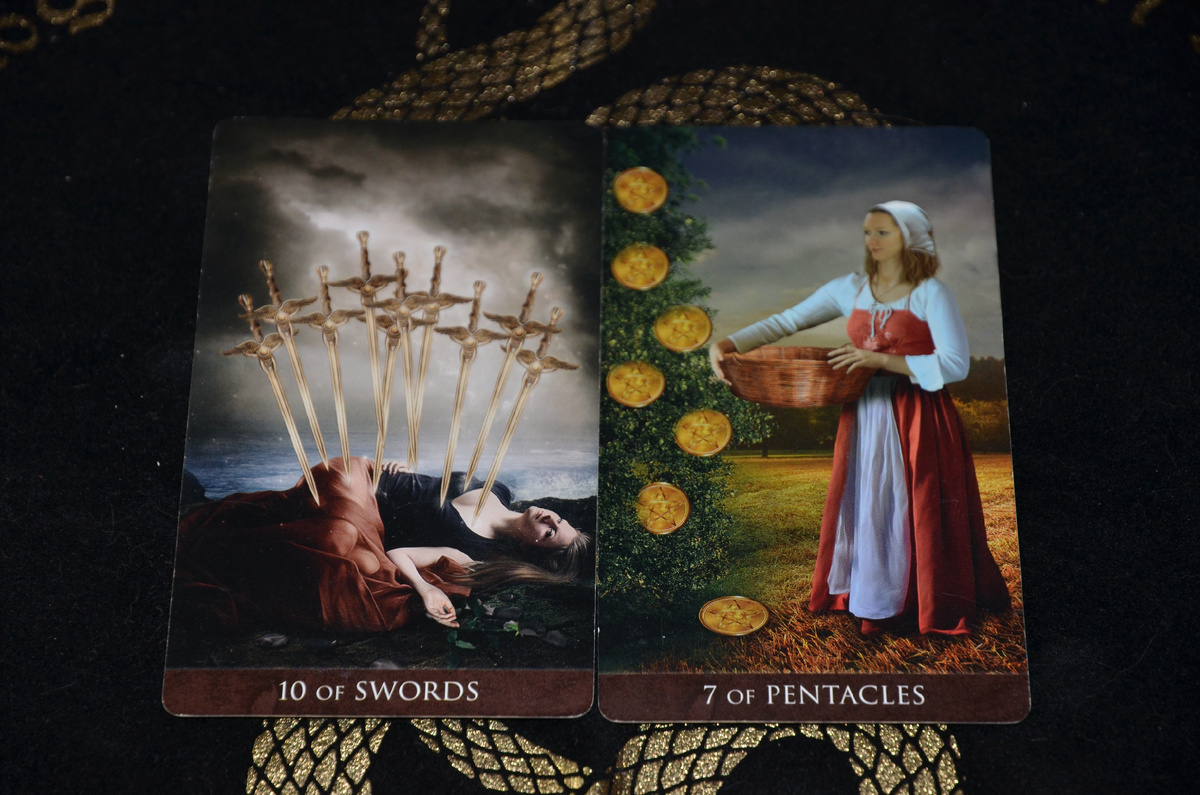 Таро расклад: Почему мужчина бездействует?