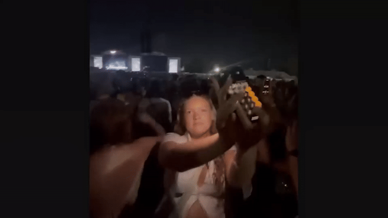 лучше бы это была кнопка "лайк" 