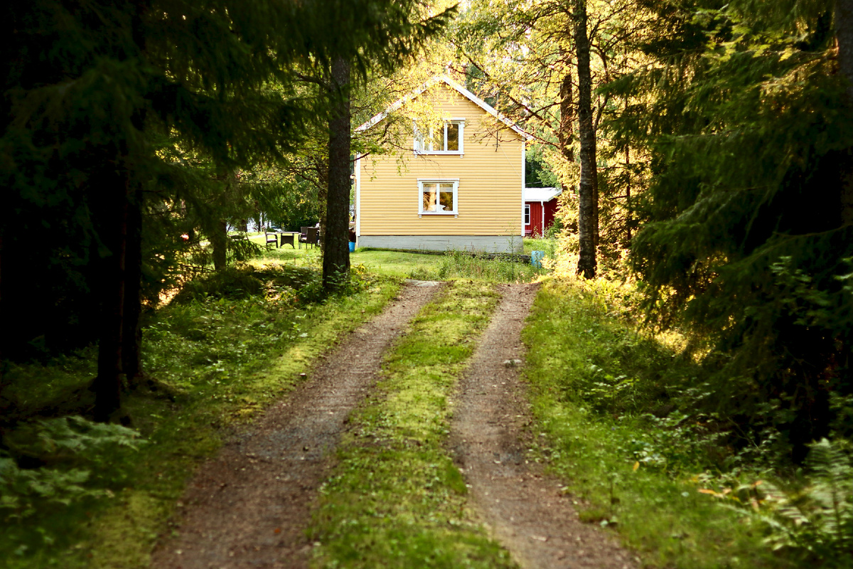Оплата взносов является обязательной для каждого члена СНТ согласно уставу товарищества и действующему законодательству