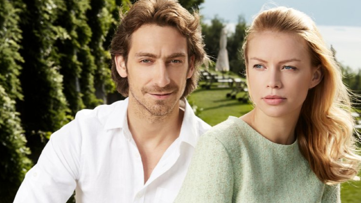 Актер Артем Ткаченко с Евгенией Храповицкой