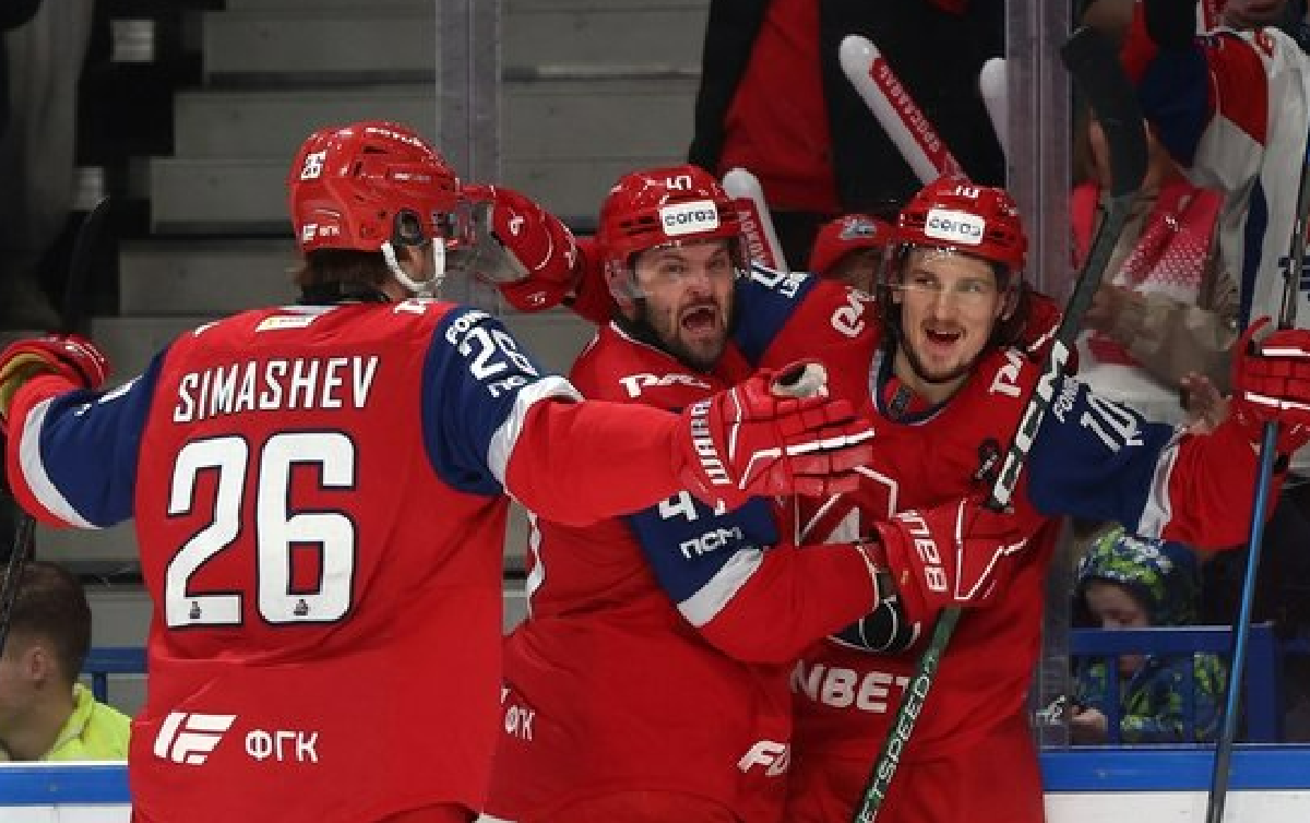 Александр Радулов стал одним из героев серии "Локомотива" и "Авангарда". Фото: соцсети