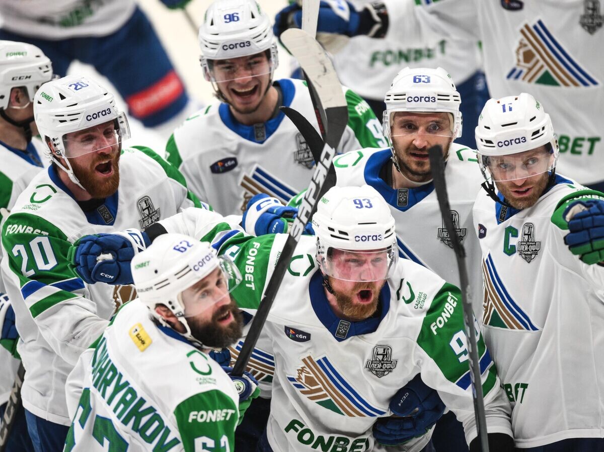    Хоккеисты "Салавата Юлаева"© РИА Новости / Владимир Астапкович