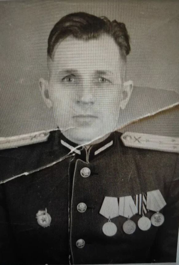 Весов Алексей Иванович