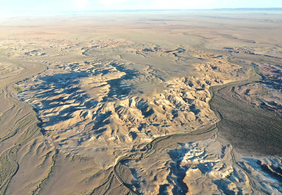 Цахюртын Хунди.