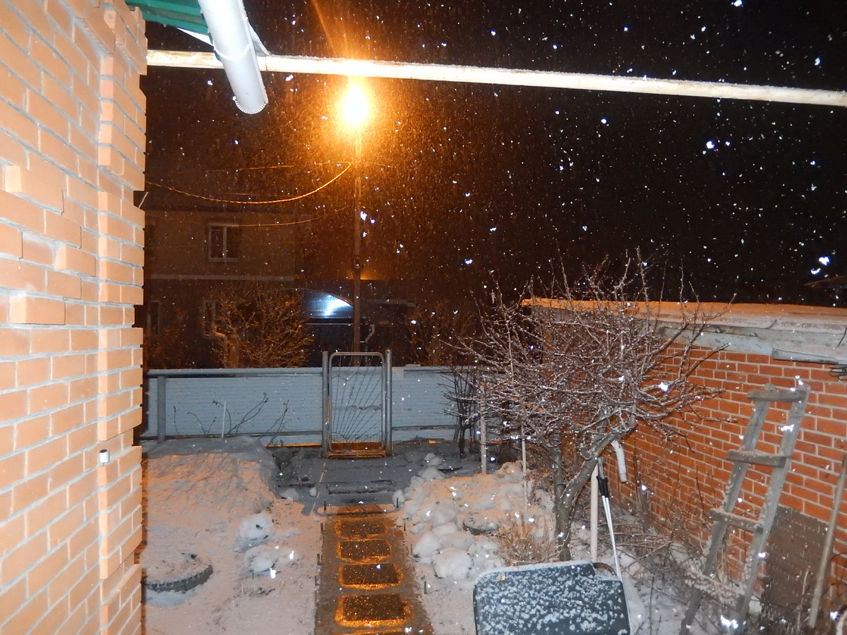 ФОТО АВТОРА     У НАС ХОЛОДНО И СНЕГ