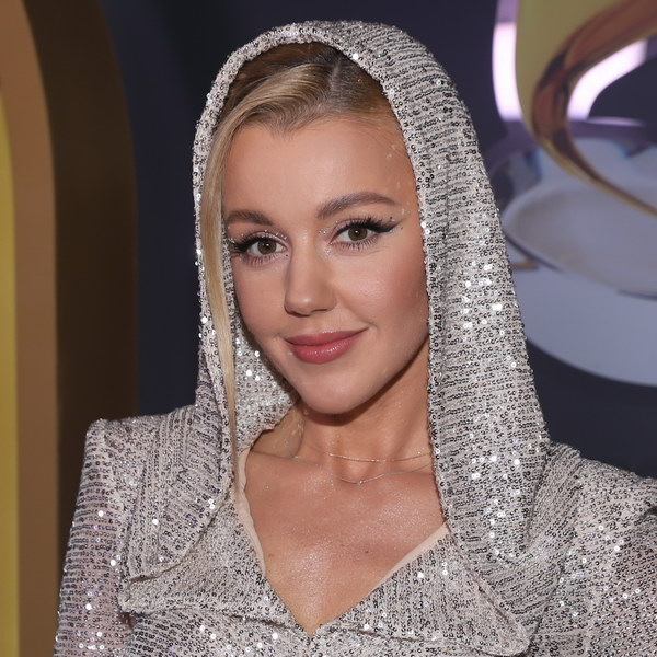     Сегодня родились Юлианна Караулова и Барбра Стрейзанд