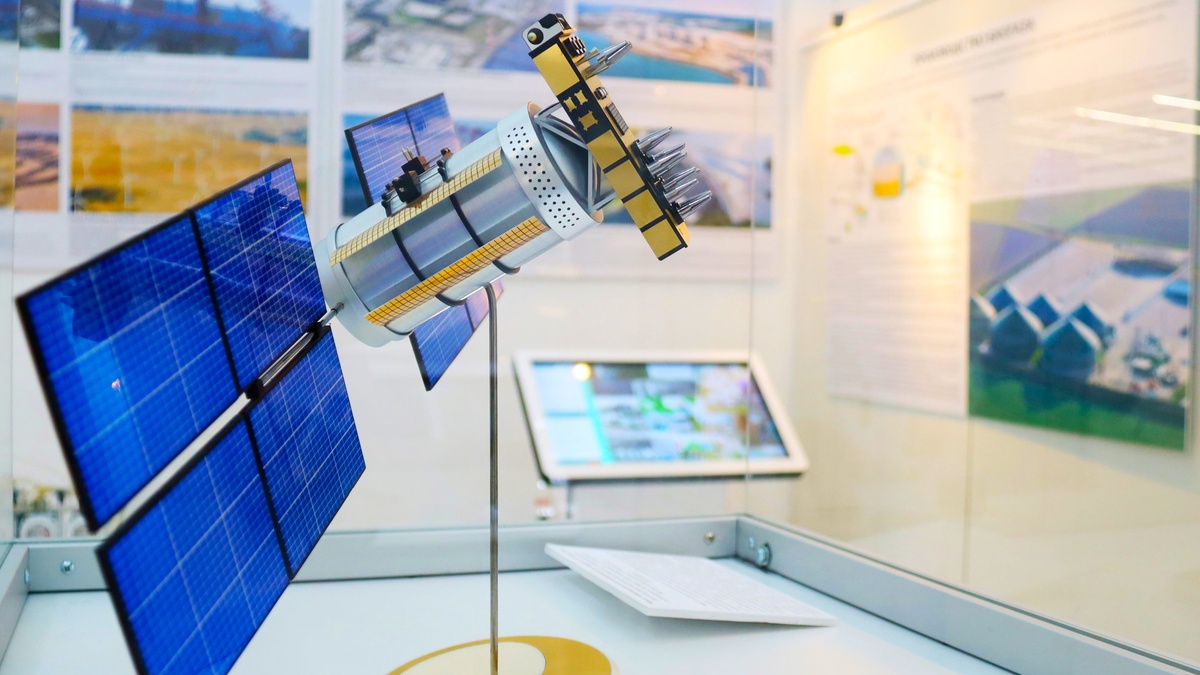    В Музее геологии, нефти и газа Ханты-Мансийска открылась выставка «Ещё одна история Земли»