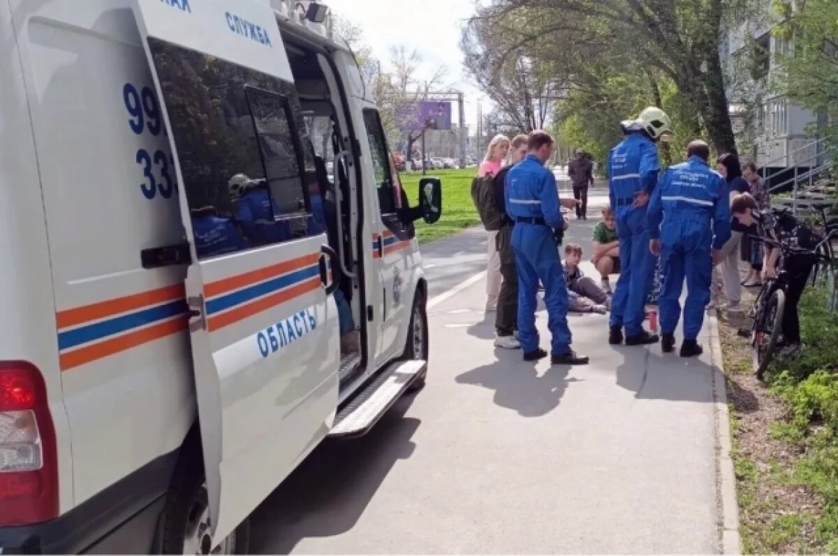    В Самаре мальчик повредил ногу, застрявшую между рамой велосипеда и колесом