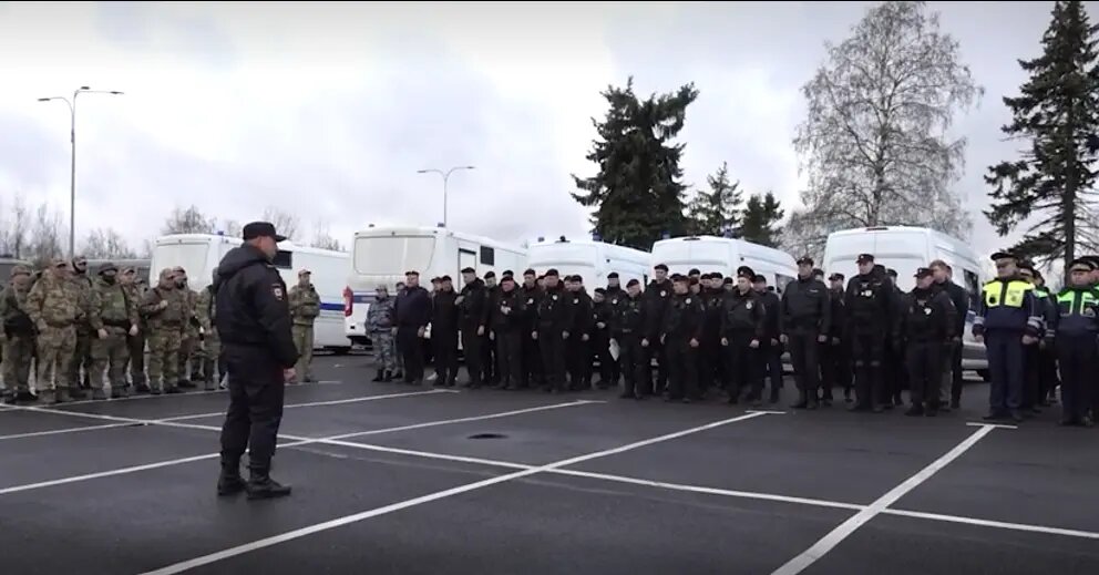    Фото: стоп-кадр видео пресс-службы ГУ МВД по Петербургу и Ленобласти