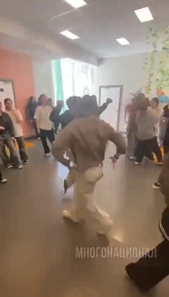 Полностью видео можно посмотреть в тг Многонационал по ссылке https://t.me/mnogonazi/23523?single