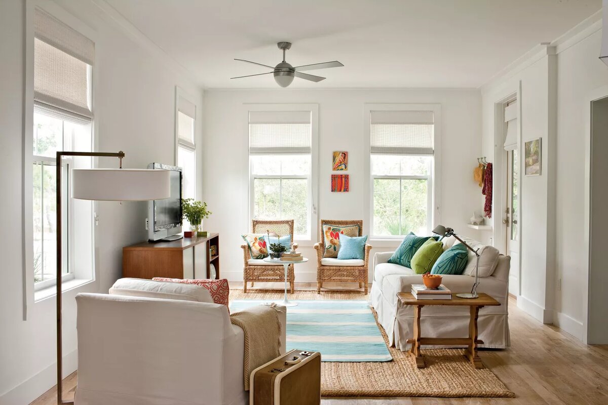 Лори В. Гленн, Автор стиля: Элизабет Демос