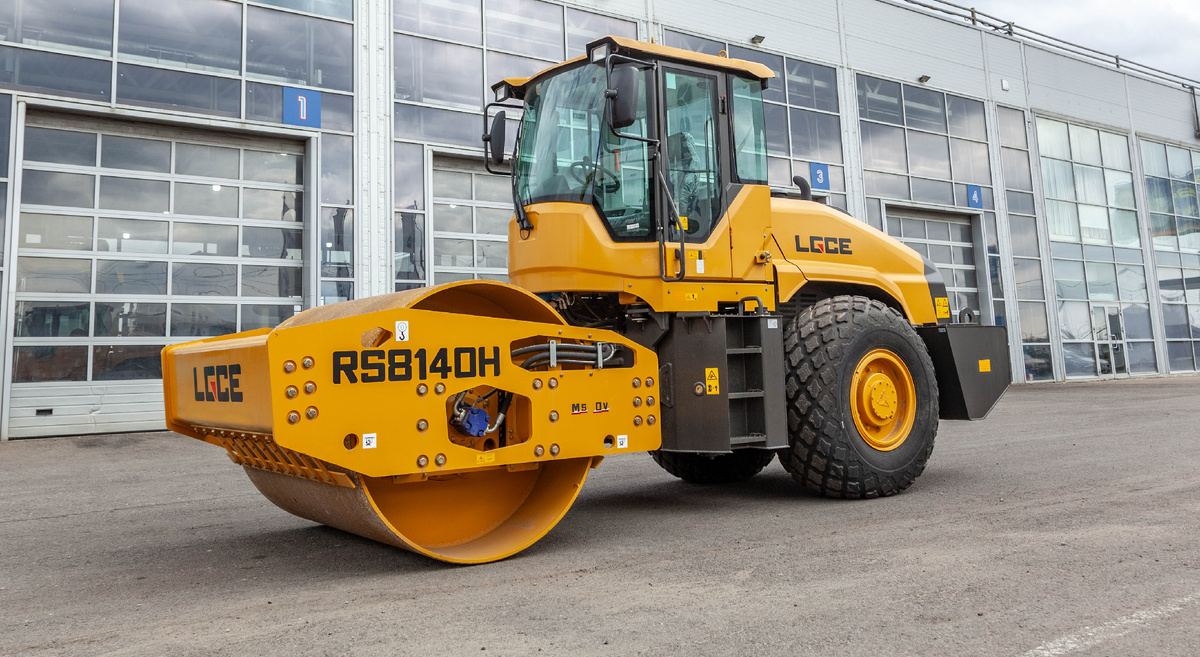 Каток грунтовый LGCE RS8140H