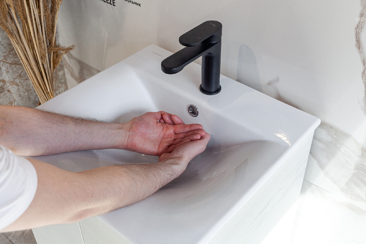 Раковина Breeze 50 в компактном размере