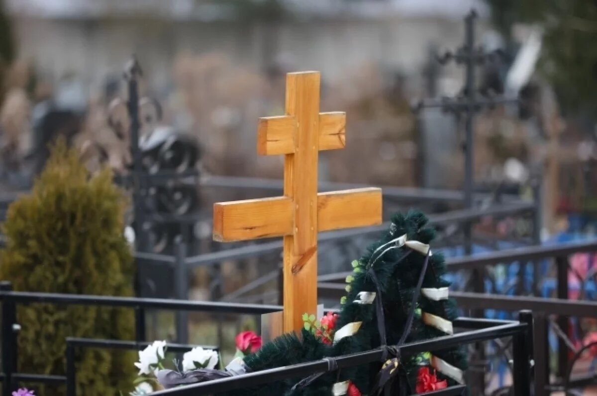    В Барнауле кладбища подготавливают ко дню поминовения усопших