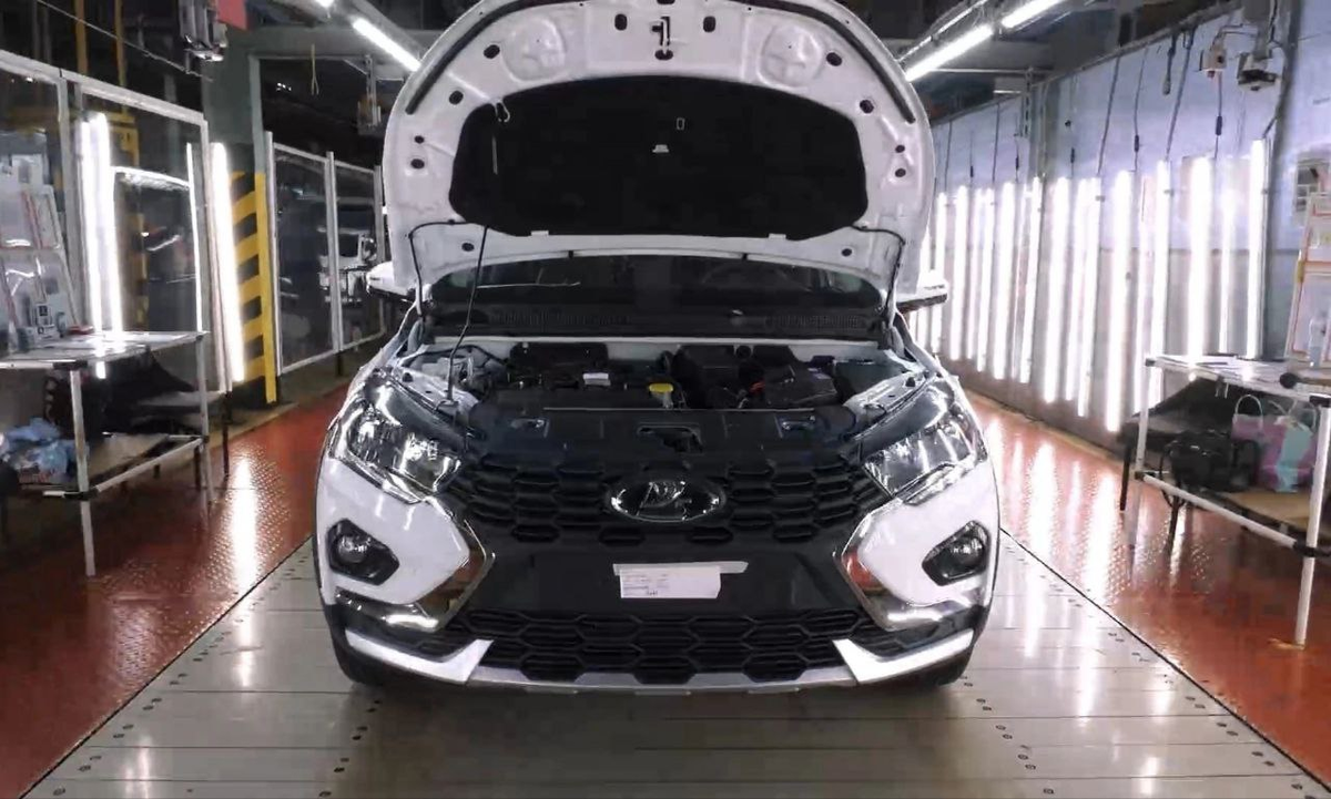   АвтоВАЗ начал сборку кросс-универсал Lada Iskra SW Cross