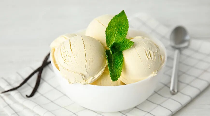   Пломбир в домашних условиях (Shutterstock/FOTODOM)