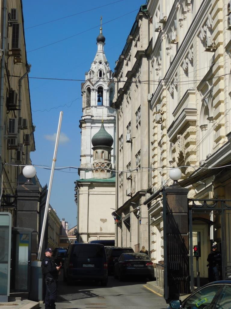 Храм Святого Николая Чудотворца "Красный Звон". Никольский переулок. Апрель 2025 г. Из личного архива автора.