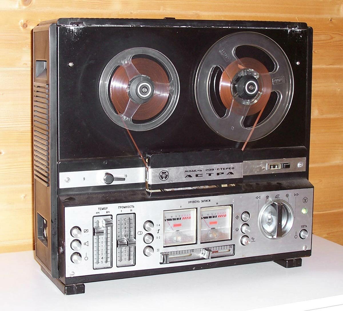 Катушечная советсткая "АСТРА".