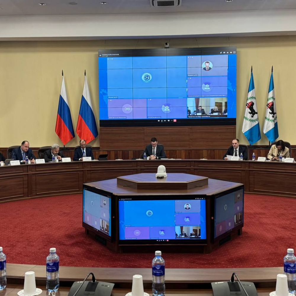 В Иркутской области обсудили реализацию закона о строительстве индивидуального жилья с использованием эскроу-счетов. Он вступил в силу 1 марта 2025 года. На заседании кабмина региона стало известно, что дан старт выполнению мероприятий по информированию жителей Прибайкалья о новом законе.