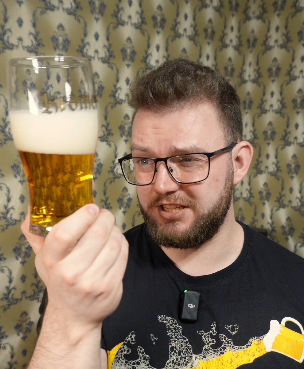 Пиво в бокале