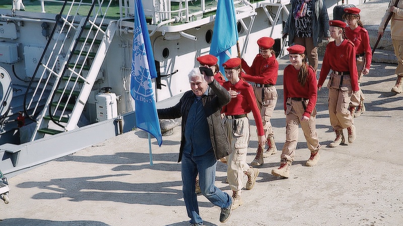Профессор Бухарицин отправляется в экспедицию 