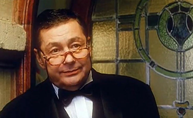 Всеволод Абдулов в фильме «Вместо меня», 2000