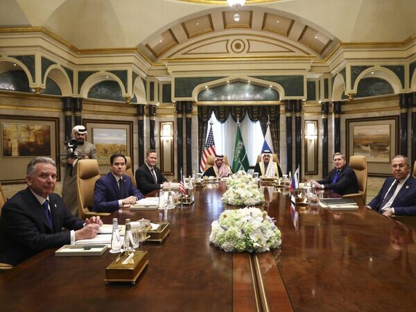    © AP Photo / Evelyn Hockstein