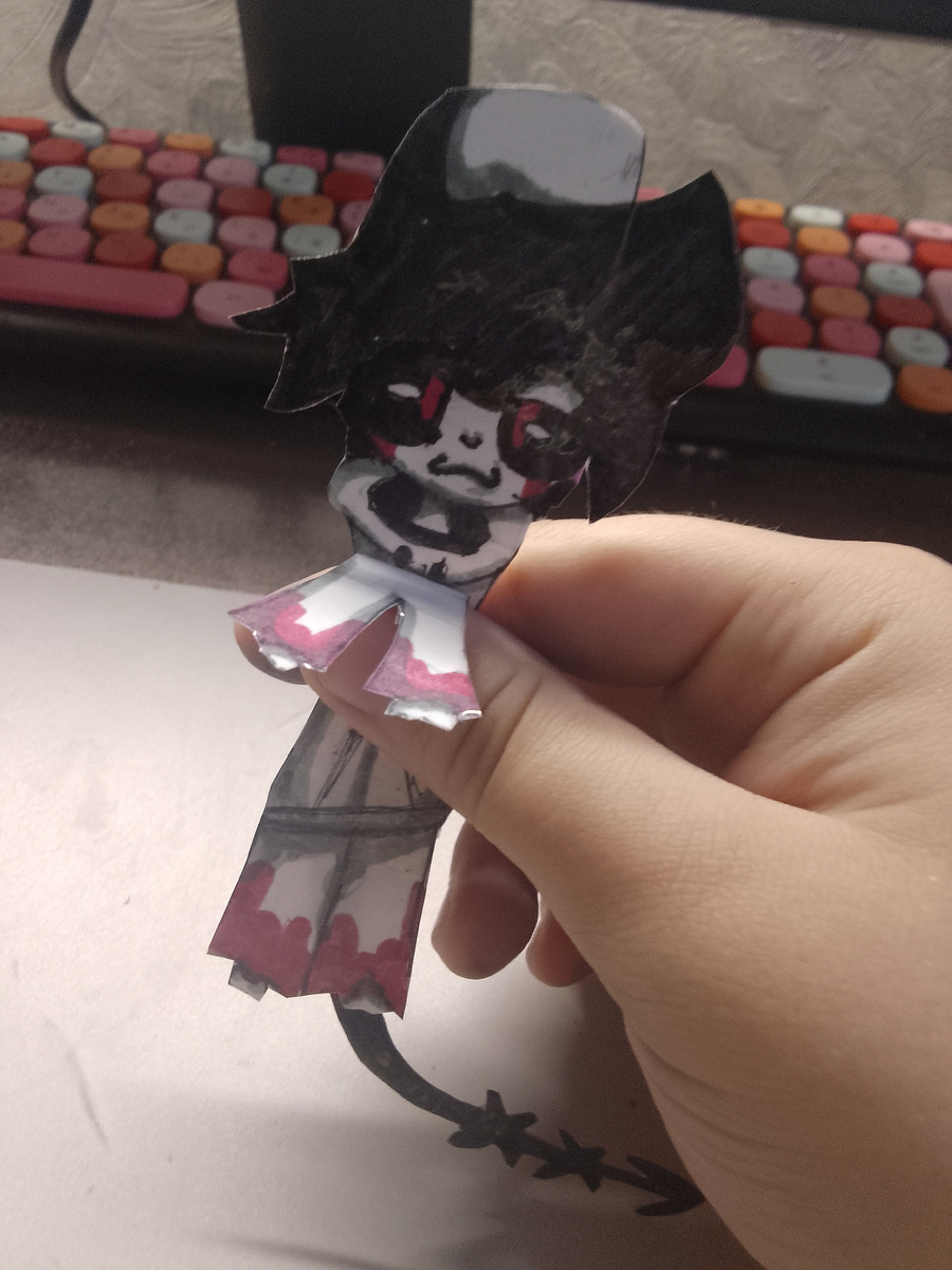 Вид спереди 