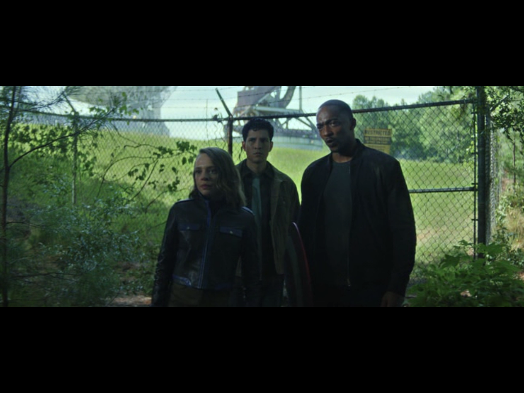 Так, кто у нас самый высокий, тот и главный!