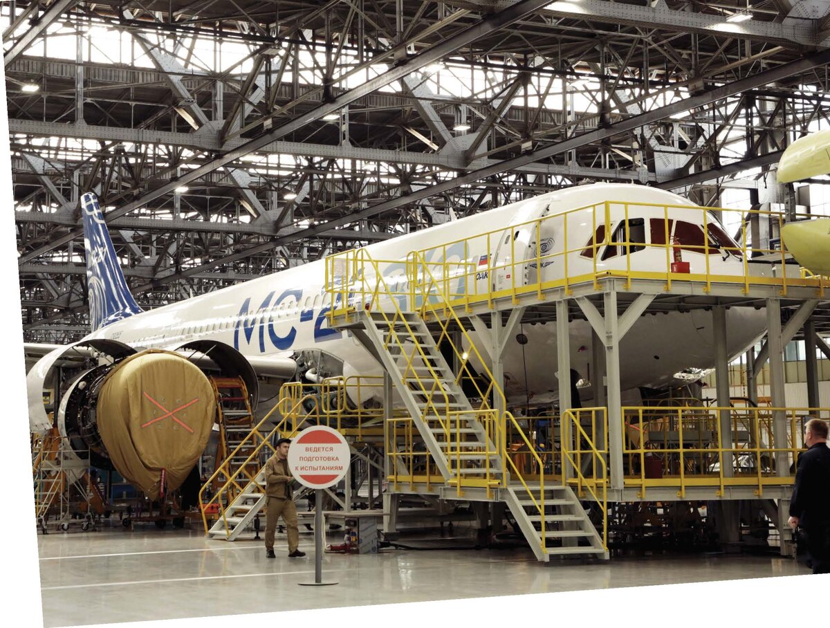 Очередной МС-21 готовится к проверкам систем